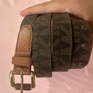 Michael Kors women’s belt